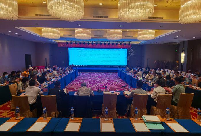 專題報告審核會現(xiàn)場（攝影：趙孖瓏）